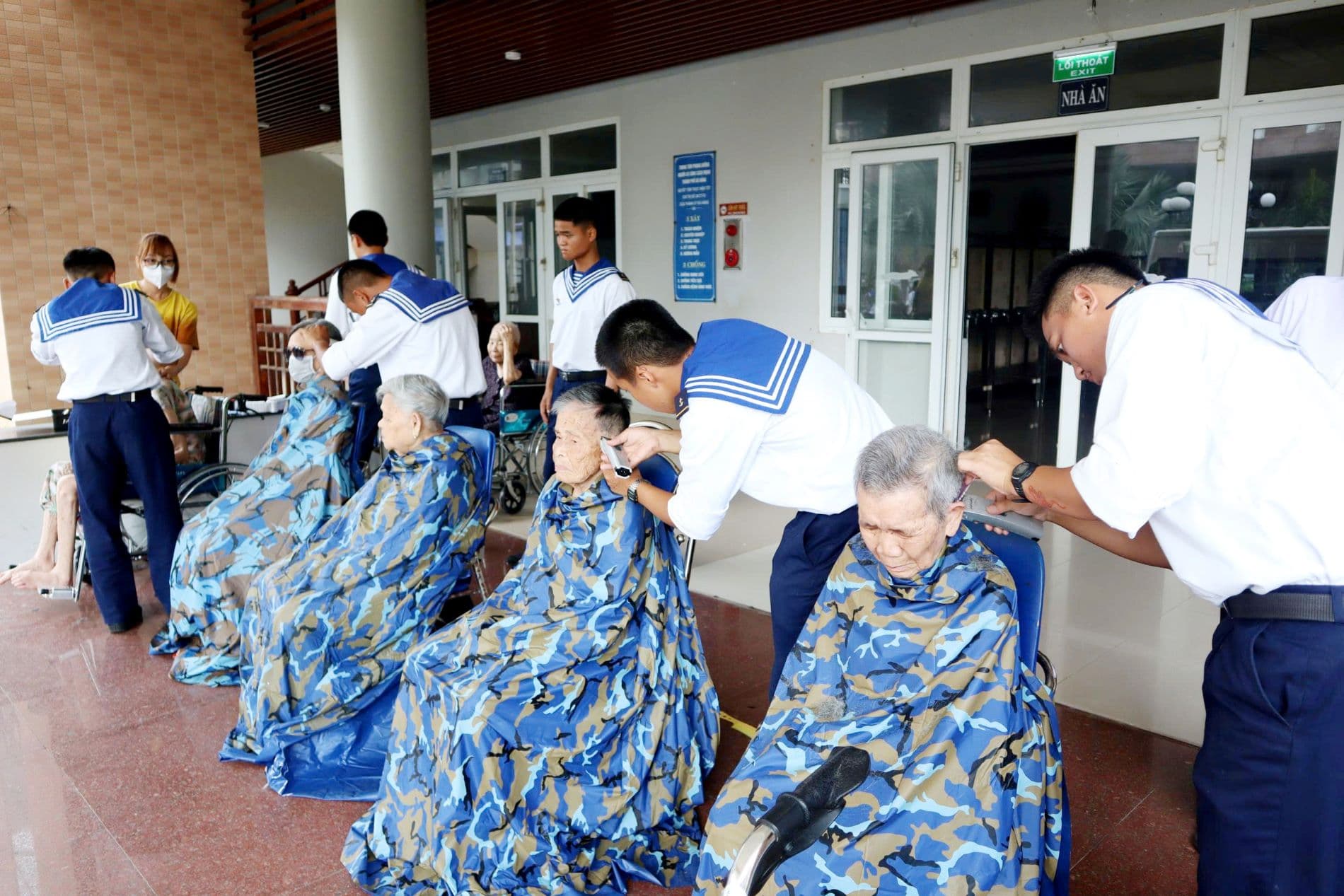 Tuổi trẻ Vùng 3 tích cực hưởng ứng chiến dịch "Thanh niên tình nguyện hè 2025"