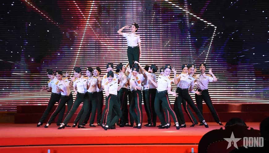 Thượng tướng Lê Huy Vịnh dự bế mạc Liên hoan thể dục thể thao phụ nữ Quân đội năm 2025