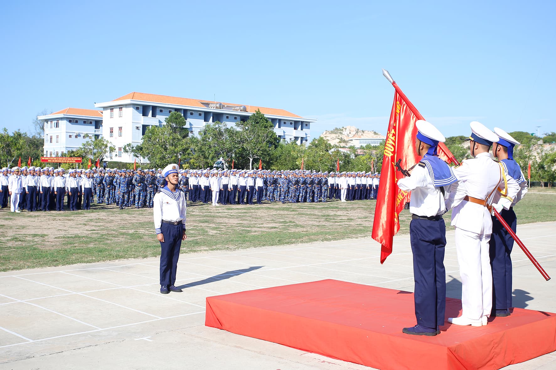 Các đơn vị Hải quân tổ chức Lễ tuyên thệ chiến sĩ mới năm 2025