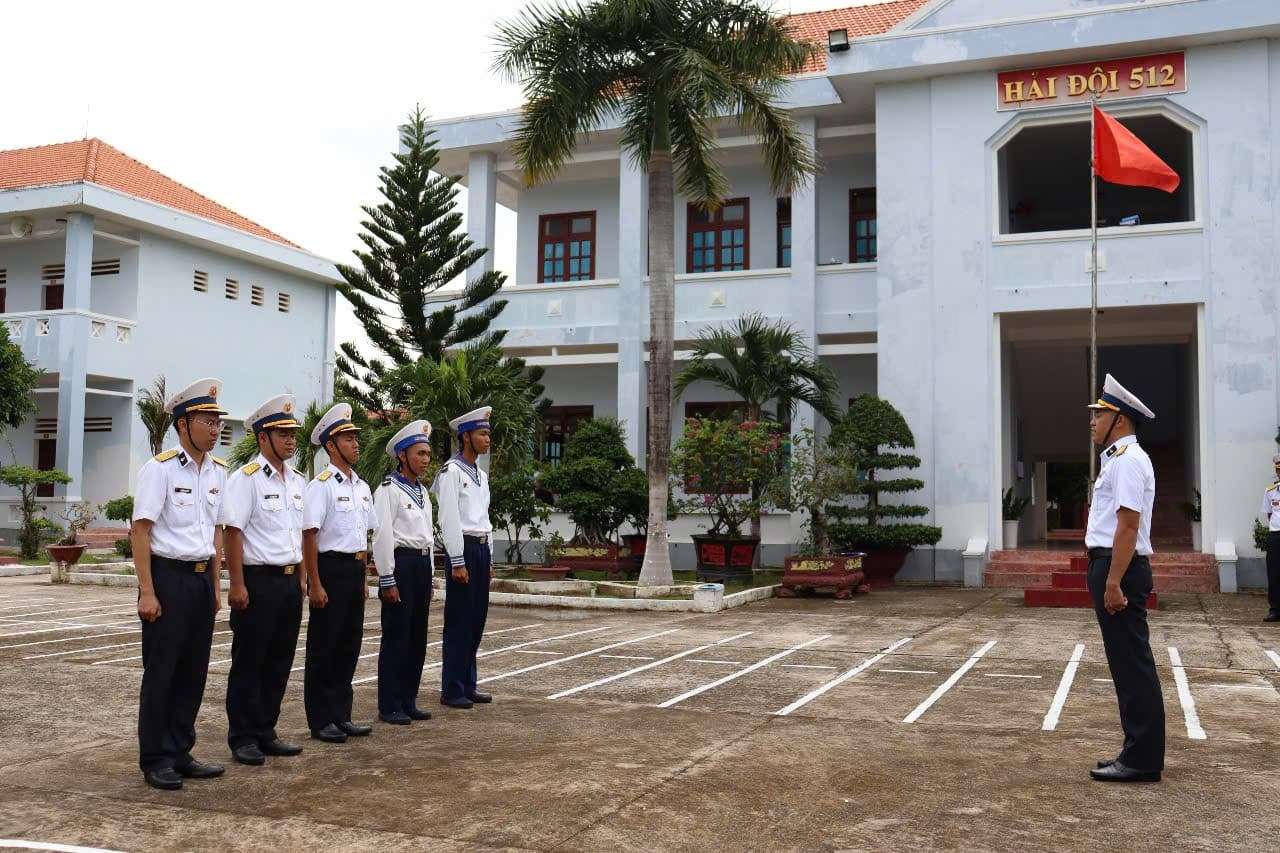 Lữ đoàn 127 kiểm tra đơn vị VMTD “mẫu mực, tiêu biểu” 6 tháng đầu năm 2025
