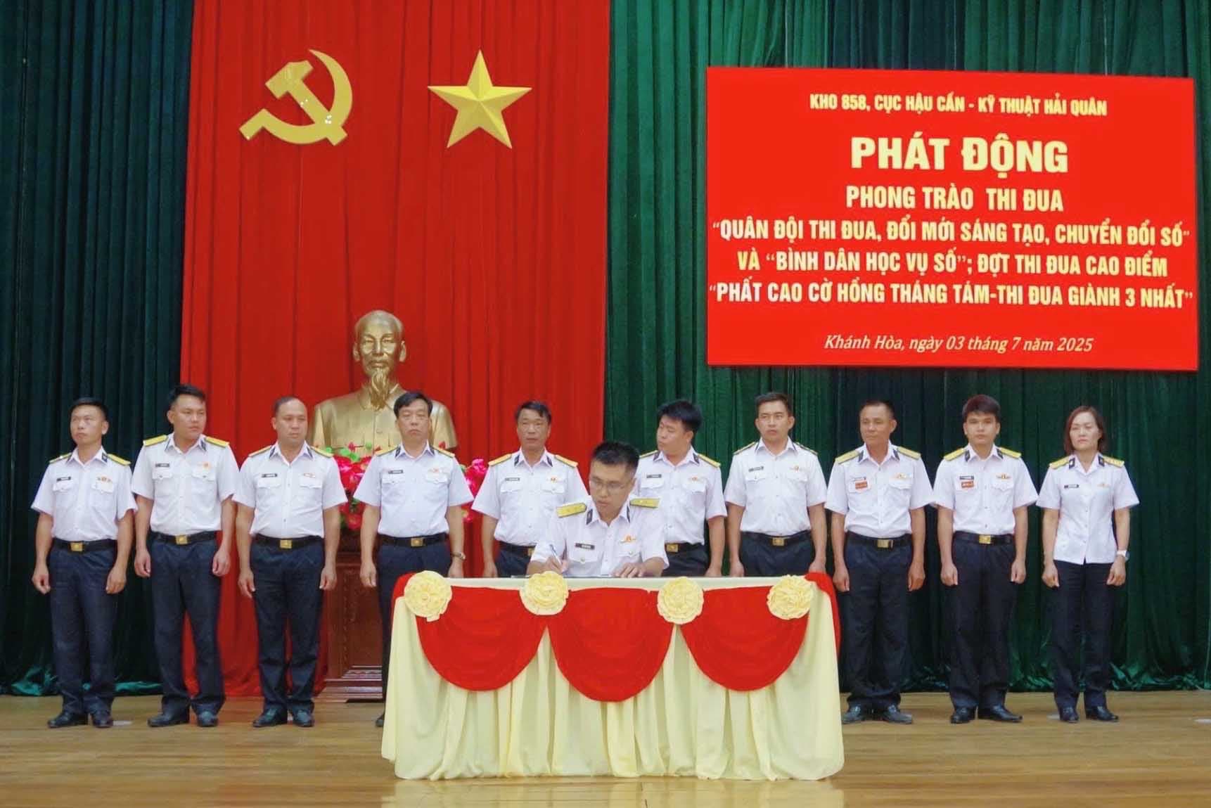 Kho 858 phát động thi đua