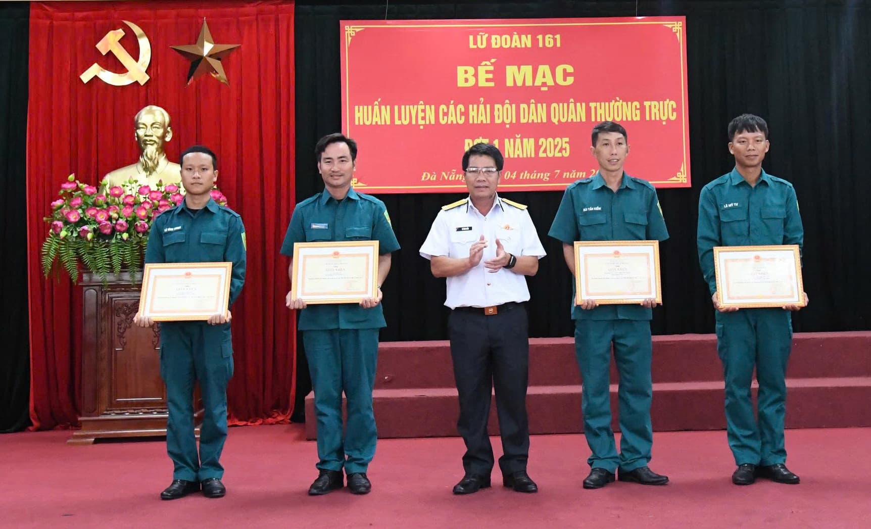 Lữ đoàn 161: Bế mạc huấn luyện các hải đội dân quân thường trực đợt 1