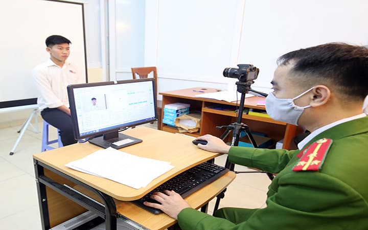 Một số thay đổi chính sách về căn cước công dân gắn chip, hộ chiếu trực tuyến, hóa đơn điện tử