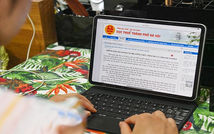 Cảnh giác với các cuộc điện thoại chào bán sách, tài liệu