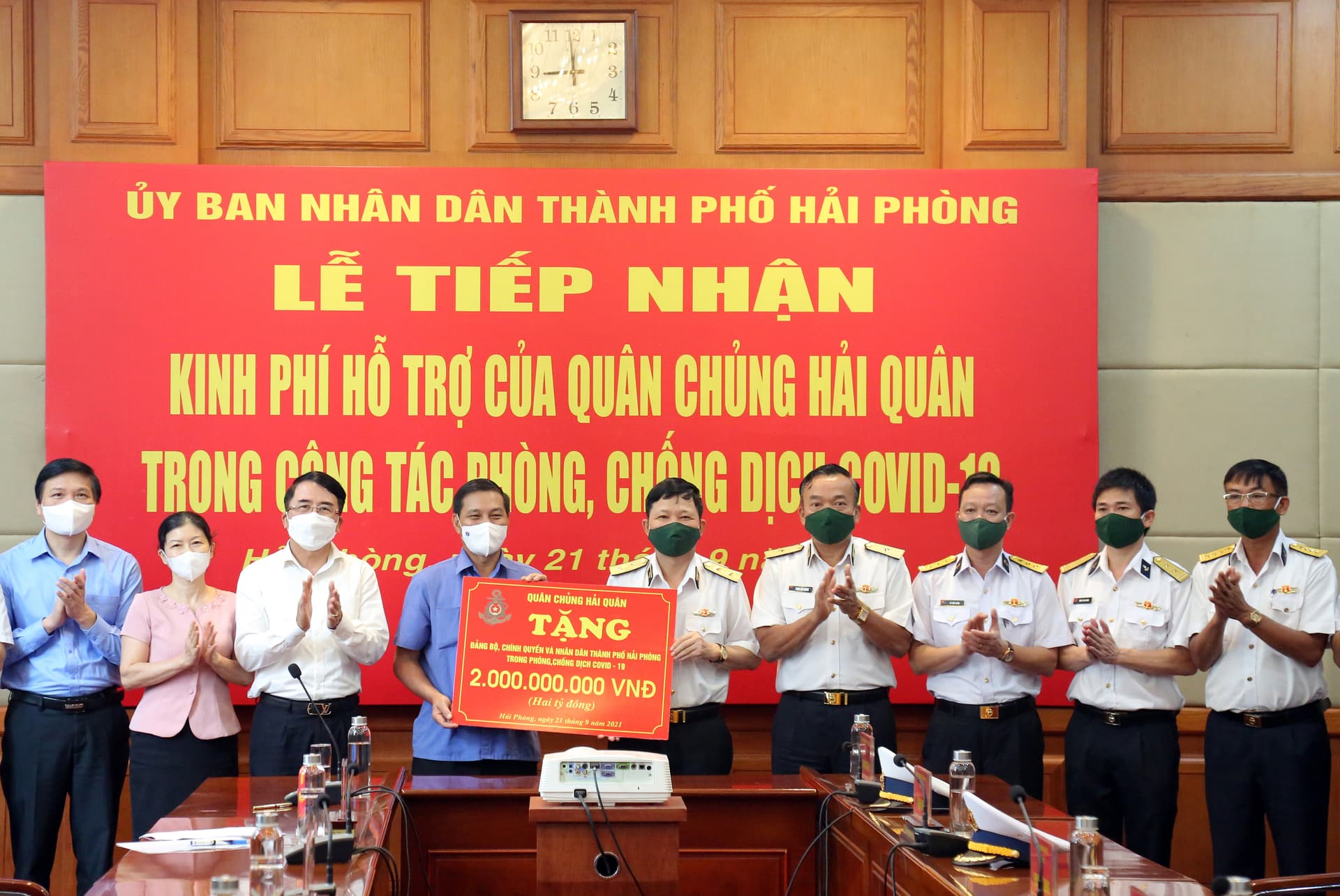 Tiếp tục xây dựng Đảng bộ Quân chủng vững mạnh về chính trị, tư tưởng, đạo đức, tổ chức và cán bộ, lãnh đạo hoàn thành tốt nhiệm vụ