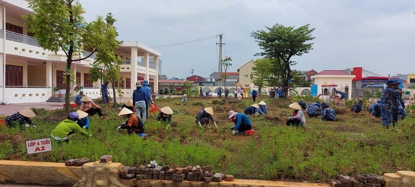 Tuổi trẻ Lữ đoàn 126 lao động tình nguyện