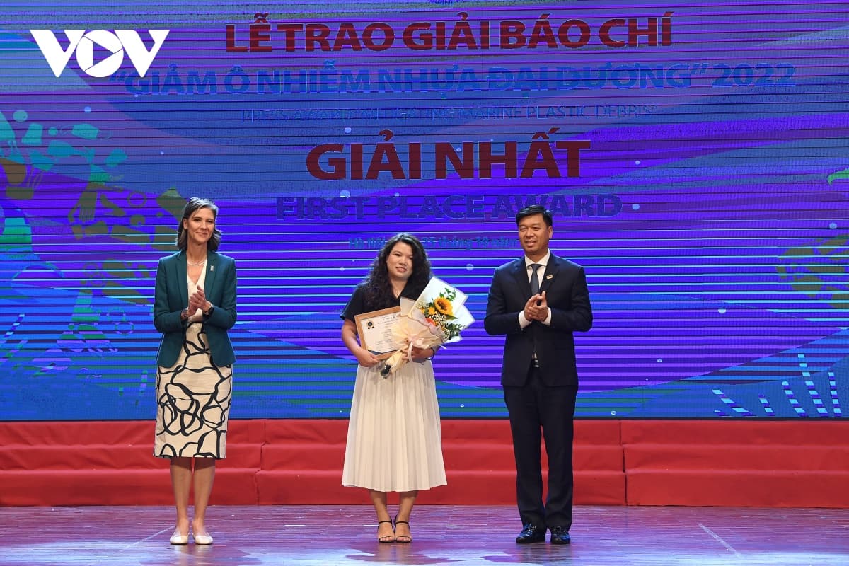 13 tác phẩm đoạt Giải báo chí “Giảm ô nhiễm nhựa đại dương” 2022
