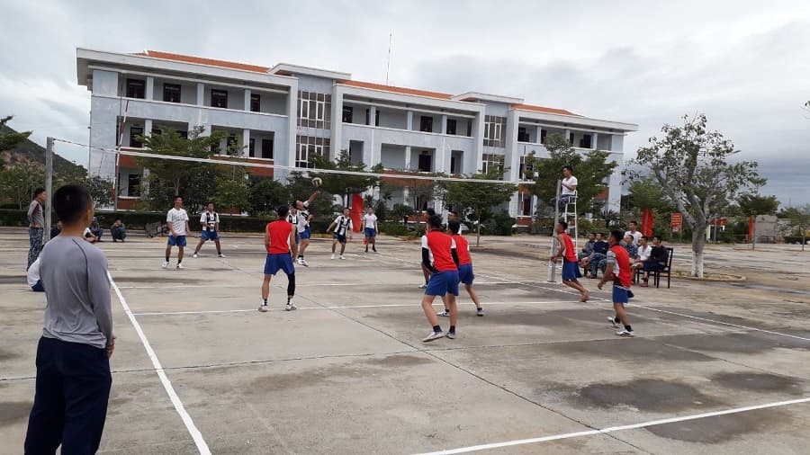 Đoàn cơ sở Lữ đoàn 957 tổ chức giải bóng chuyền