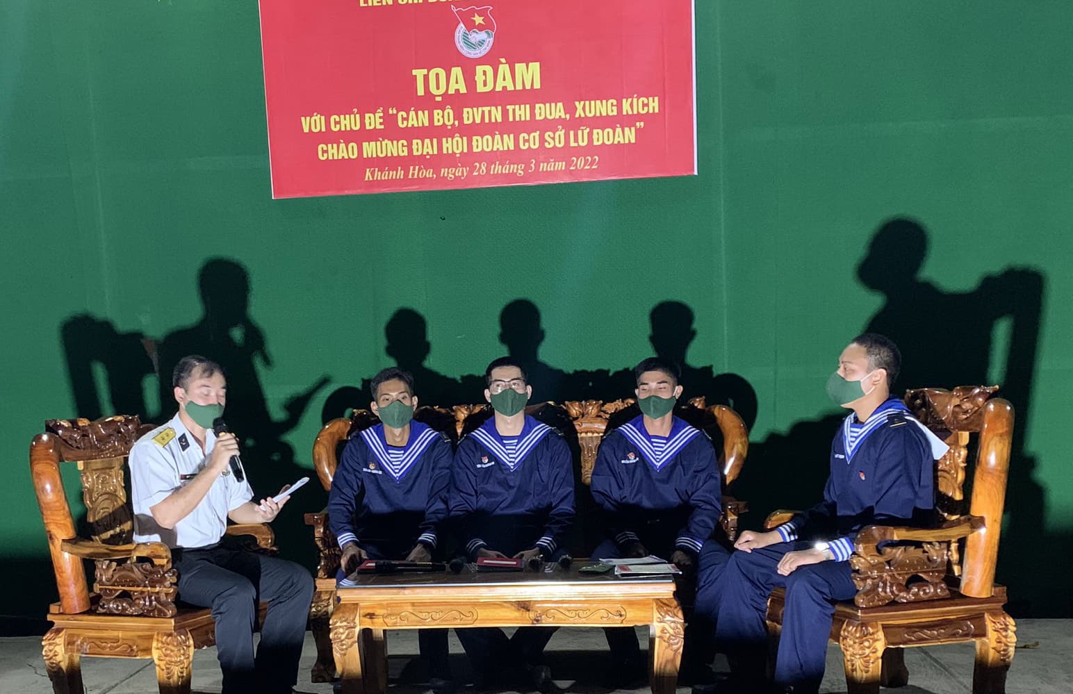 Đoàn cơ sở Lữ đoàn 957 tổ chức tọa đàm thanh niên