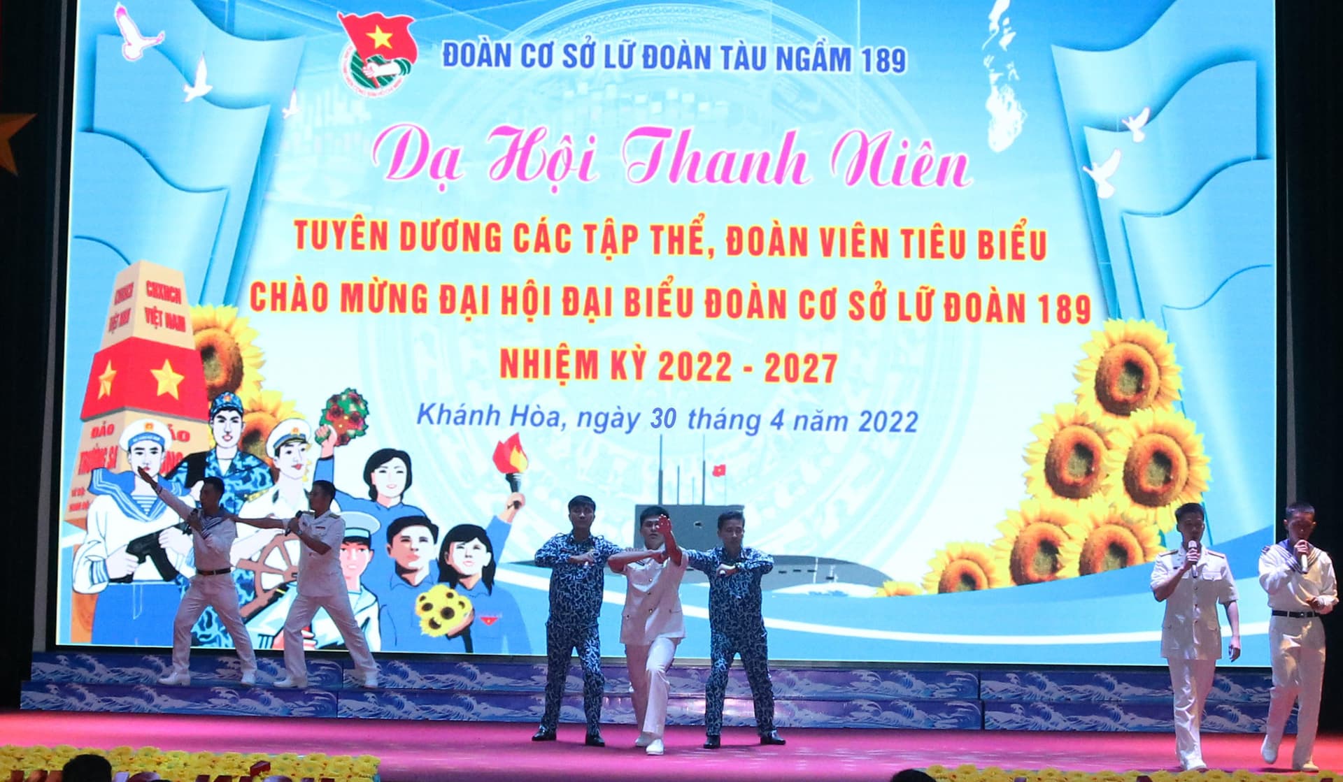 Tuổi trẻ Lữ đoàn 189 tổ chức dạ hội thanh niên