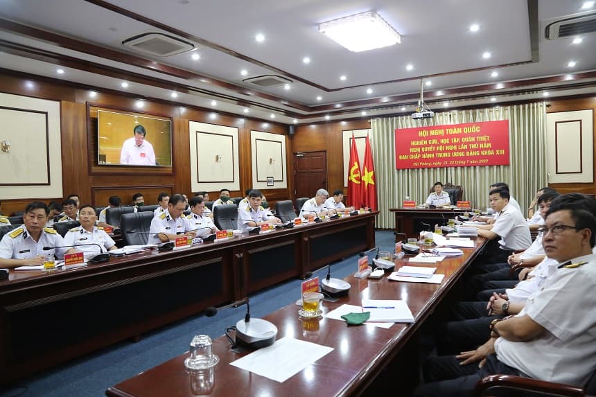 Hội nghị toàn quốc nghiên cứu, học tập, quán triệt Nghị quyết Trung ương 5 Khóa XIII