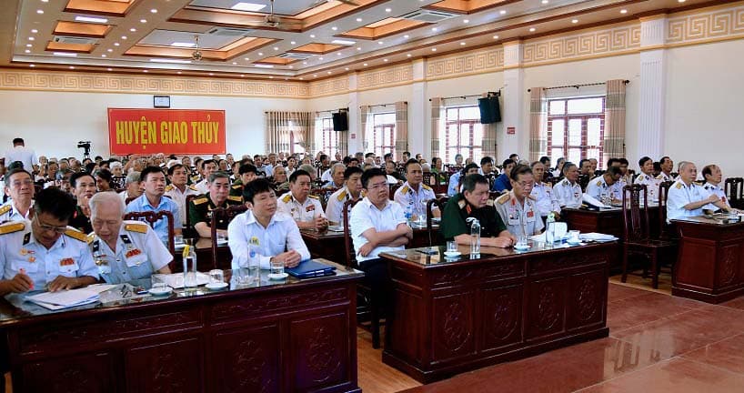 Ban liên lạc truyền thống Hải quân huyện Giao Thủy gặp mặt hội viên