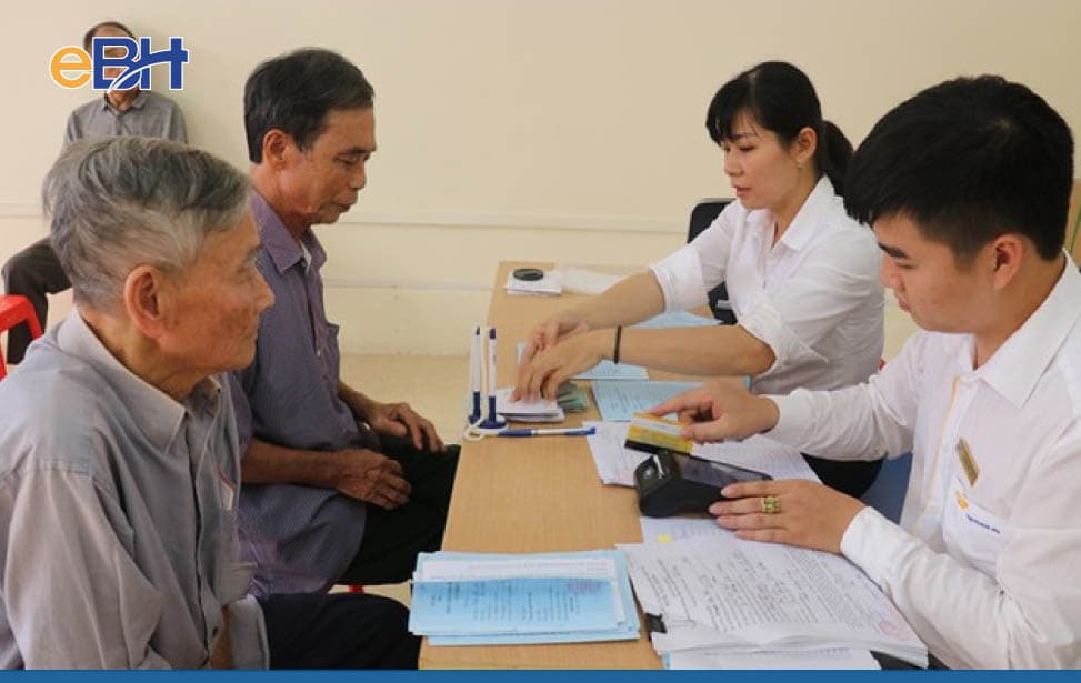 Quy định mới về nghỉ hưu ở tuổi cao hơn đối với viên chức trong đơn vị sự nghiệp công lập