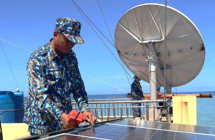 Sẵn sàng cơ động để giữ vững “mạch máu” thông tin