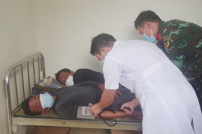 Bệnh xá đảo Sơn Ca tiếp nhận 9 ngư dân bị nạn ở khu vực biển Trường Sa