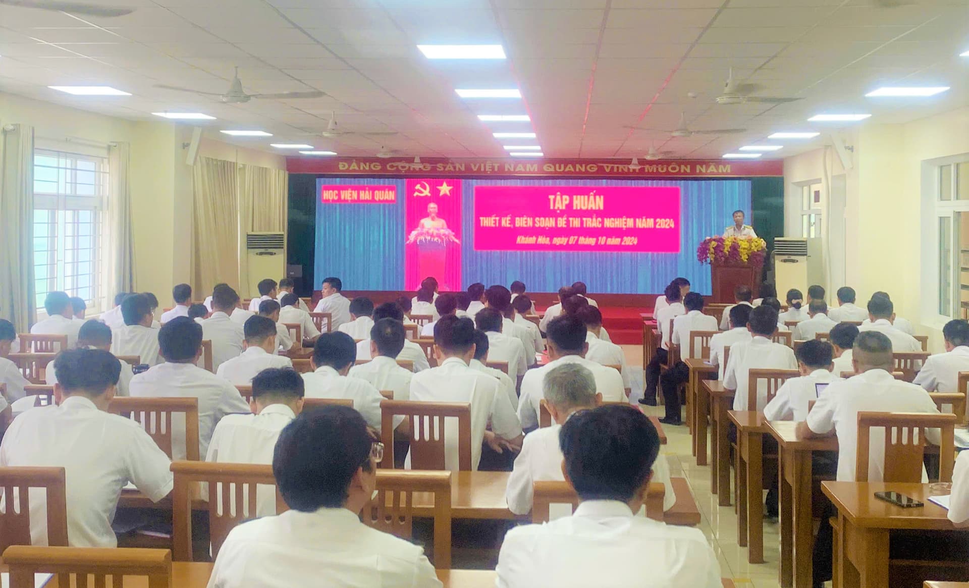 Học viện Hải quân: Tập huấn thiết kế, biên soạn đề thi trắc nghiệm năm 2024