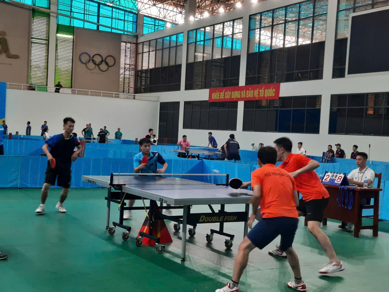 Đôi nữ quần vợt Quân chủng Hải quân thi đấu chung kết tại Hội thao thể thao quốc phòng năm 2024