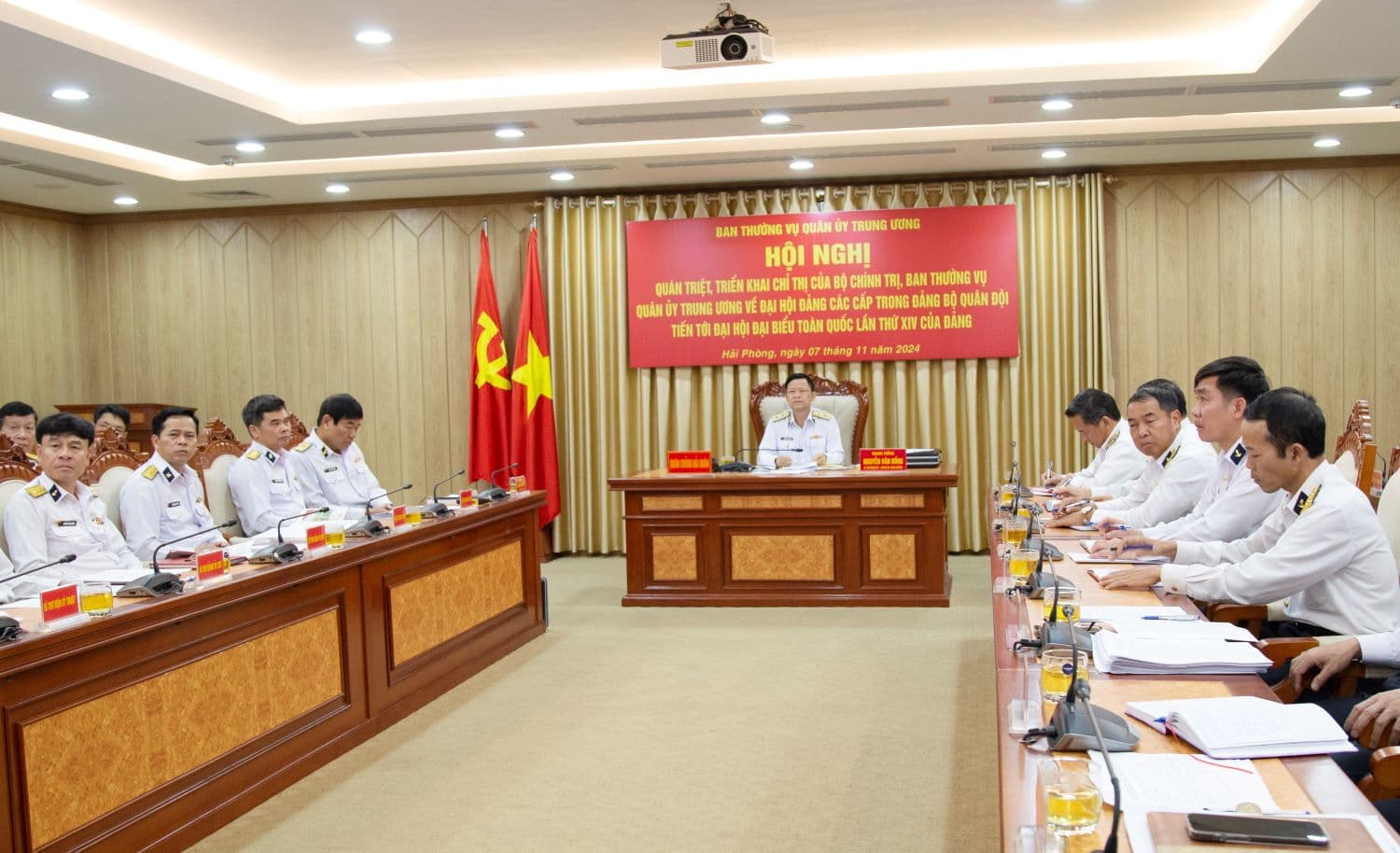 Quán triệt, triển khai Chỉ thị của Bộ Chính trị, Ban Thường vụ Quân ủy Trung ương về đại hội đảng các cấp trong Đảng bộ Quân đội