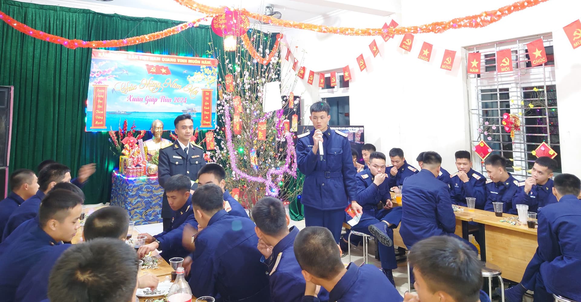 Tết Ấm áp của những chàng lính trẻ