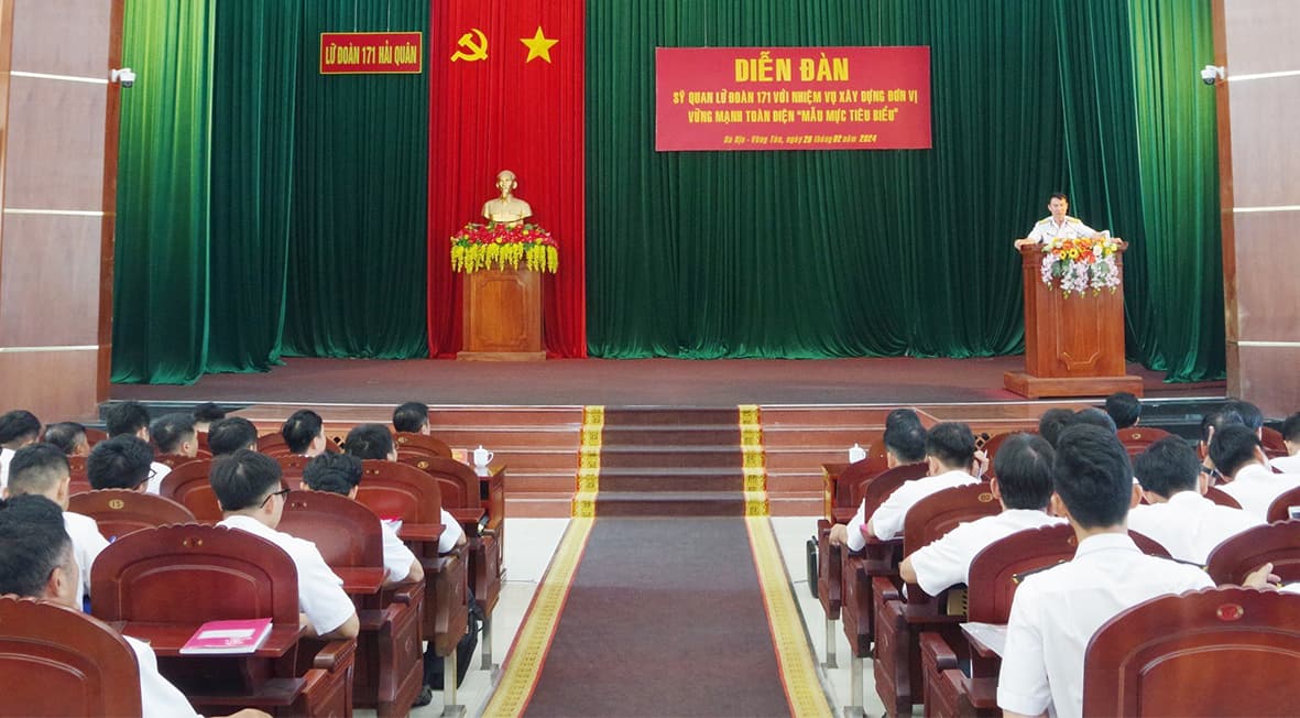 Diễn đàn sĩ quan Lữ đoàn 171 với nhiệm vụ xây dựng đơn vị VMTD mẫu mực, tiêu biểu