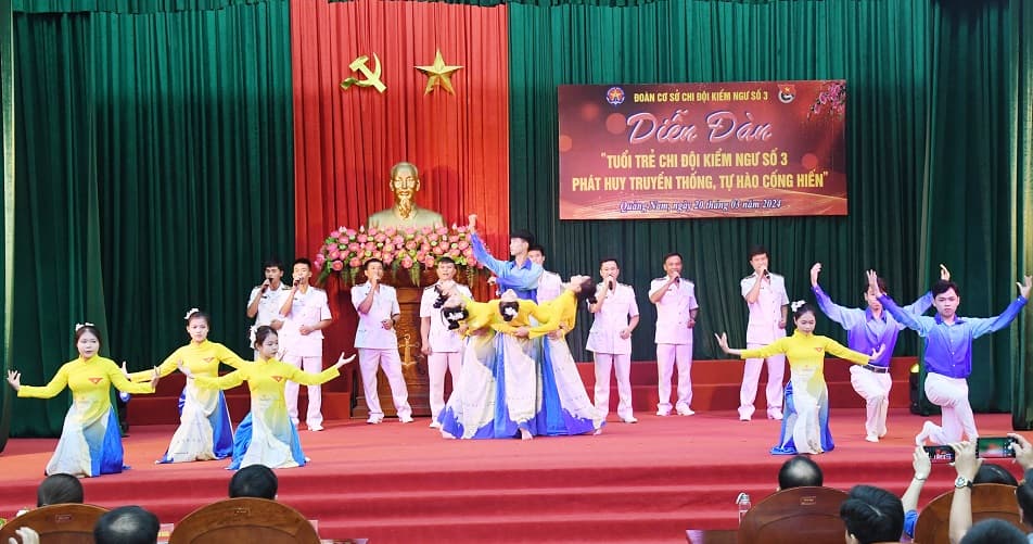 Diễn đàn “Tuổi trẻ Chi đội Kiểm ngư số 3 - Phát huy truyền thống, tự hào cống hiến”