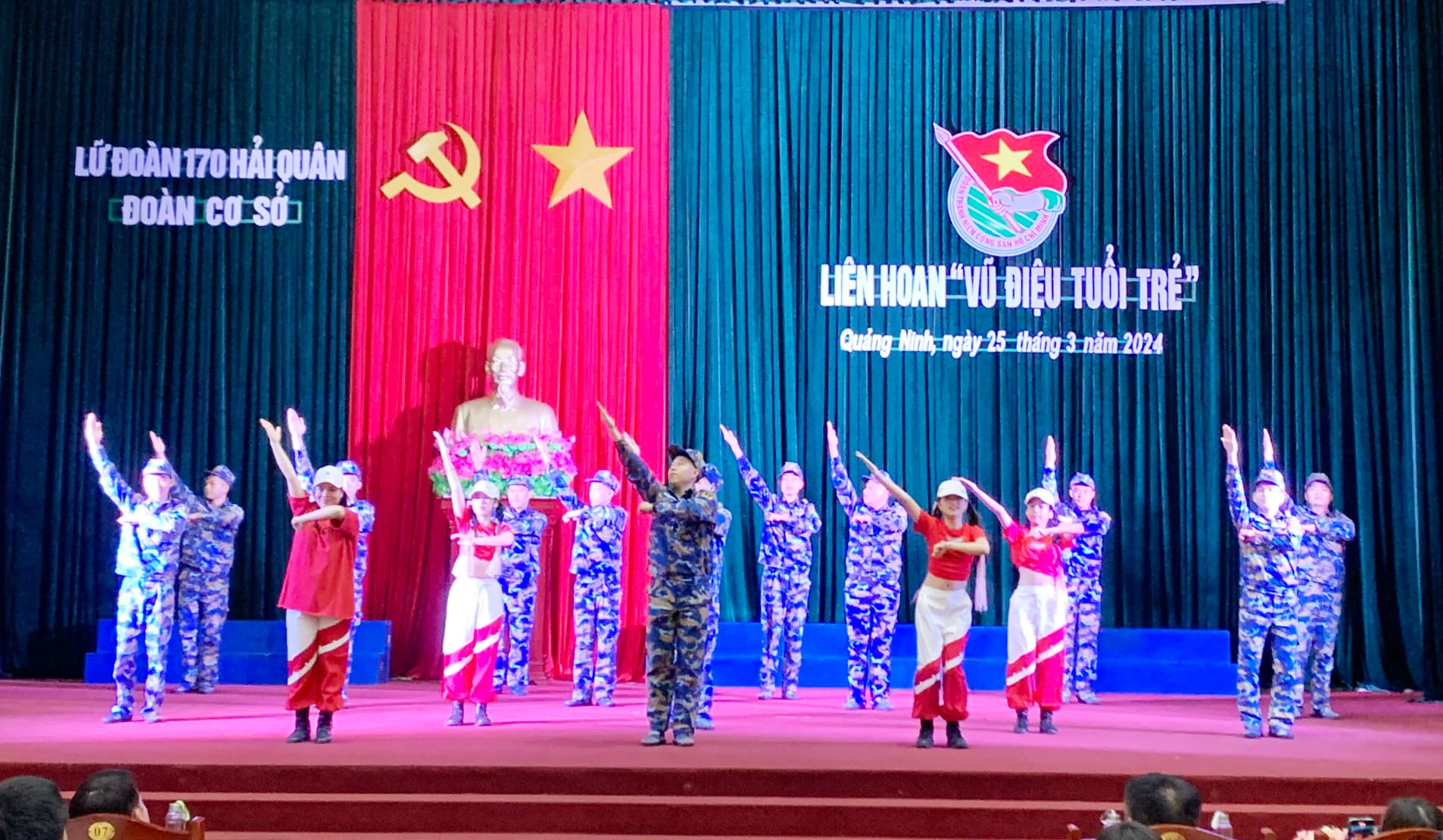 Lữ đoàn 170 liên hoan "Vũ điệu tuổi trẻ"