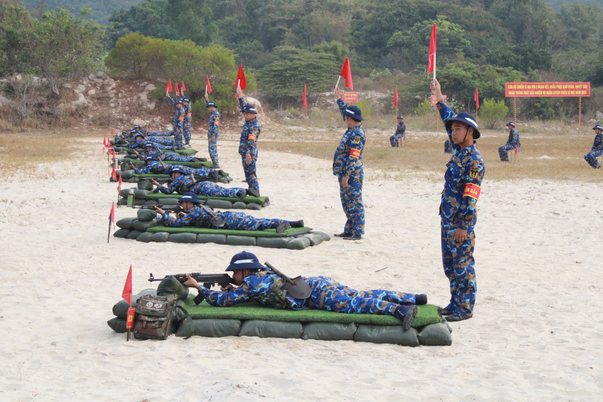 Lữ đoàn 957: Kiểm tra bắn tập lần 1 đối với chiến sĩ mới