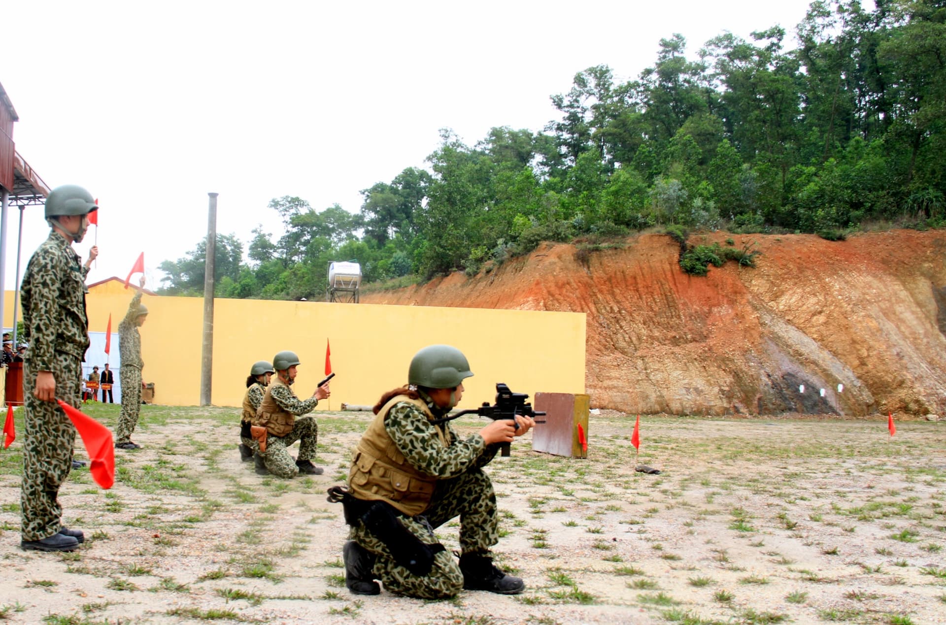 Hội Phụ nữ Lữ đoàn 126: Huấn luyện giỏi, vững chuyên môn, nhiệt huyết với các phong trào
