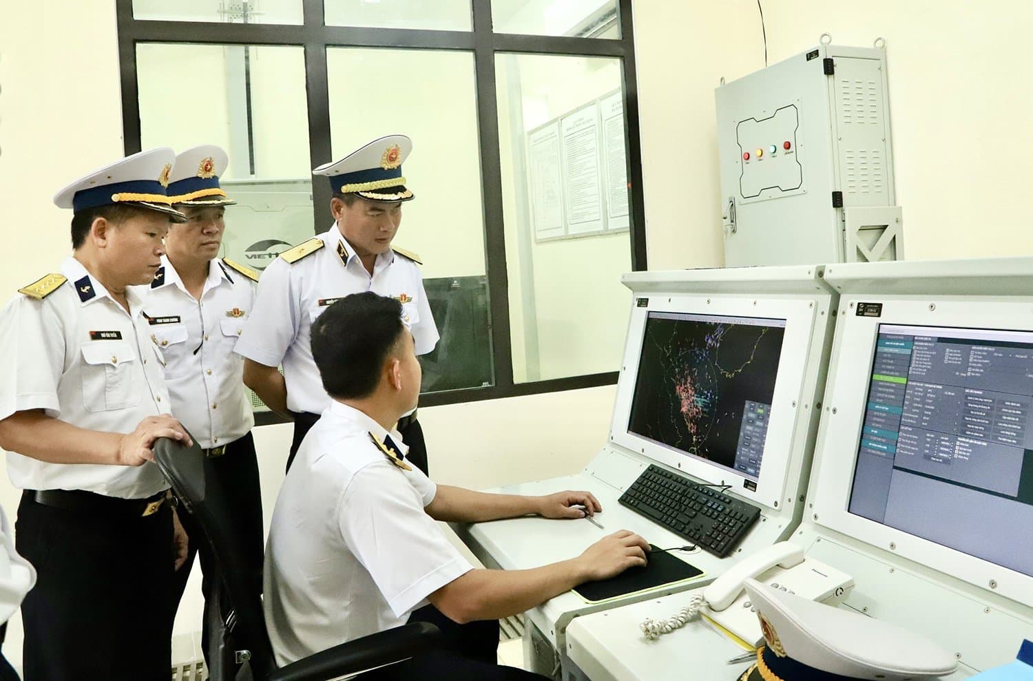 Chính ủy Vùng 3 thăm, kiểm tra Trạm 540, Trung đoàn 351