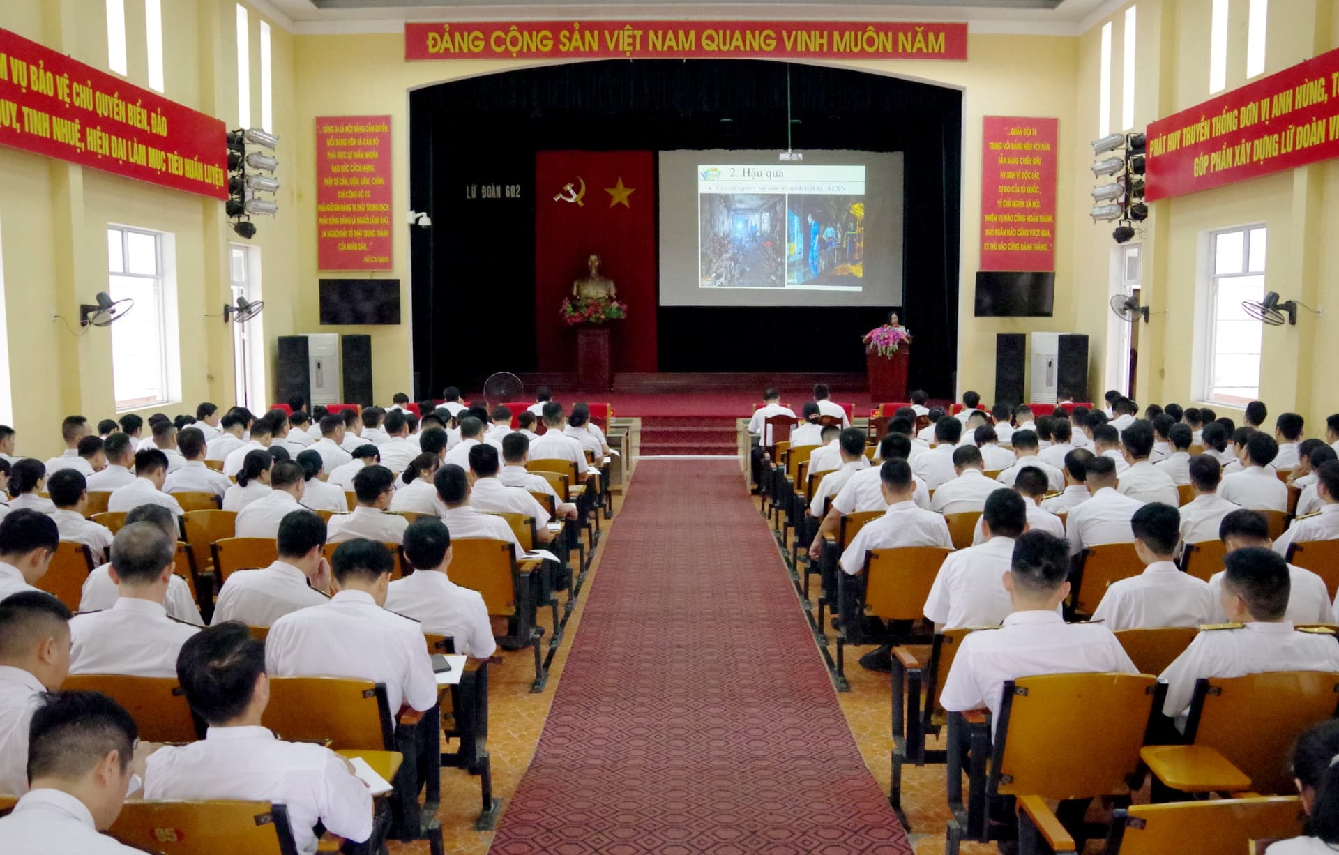 Lữ đoàn 602: Tuyên truyền, phổ biến, giáo dục pháp luật