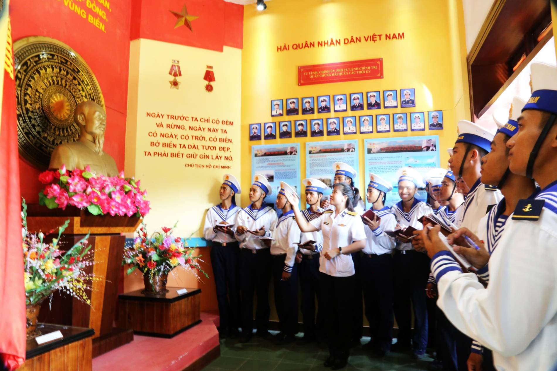 Vùng 4: Hơn 2.500 chiến sĩ tham quan, học tập truyền thống