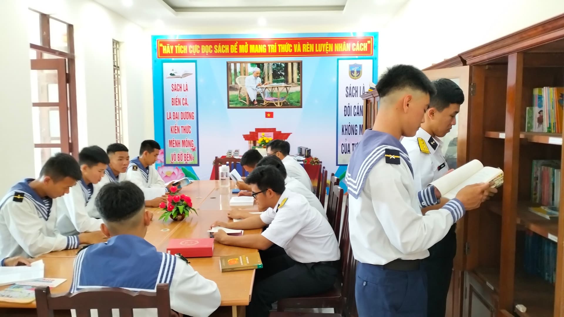 Trung tâm Bảo đảm kỹ thuật 719: Hưởng ứng Ngày Sách và Văn hóa đọc Việt Nam lần thứ 3