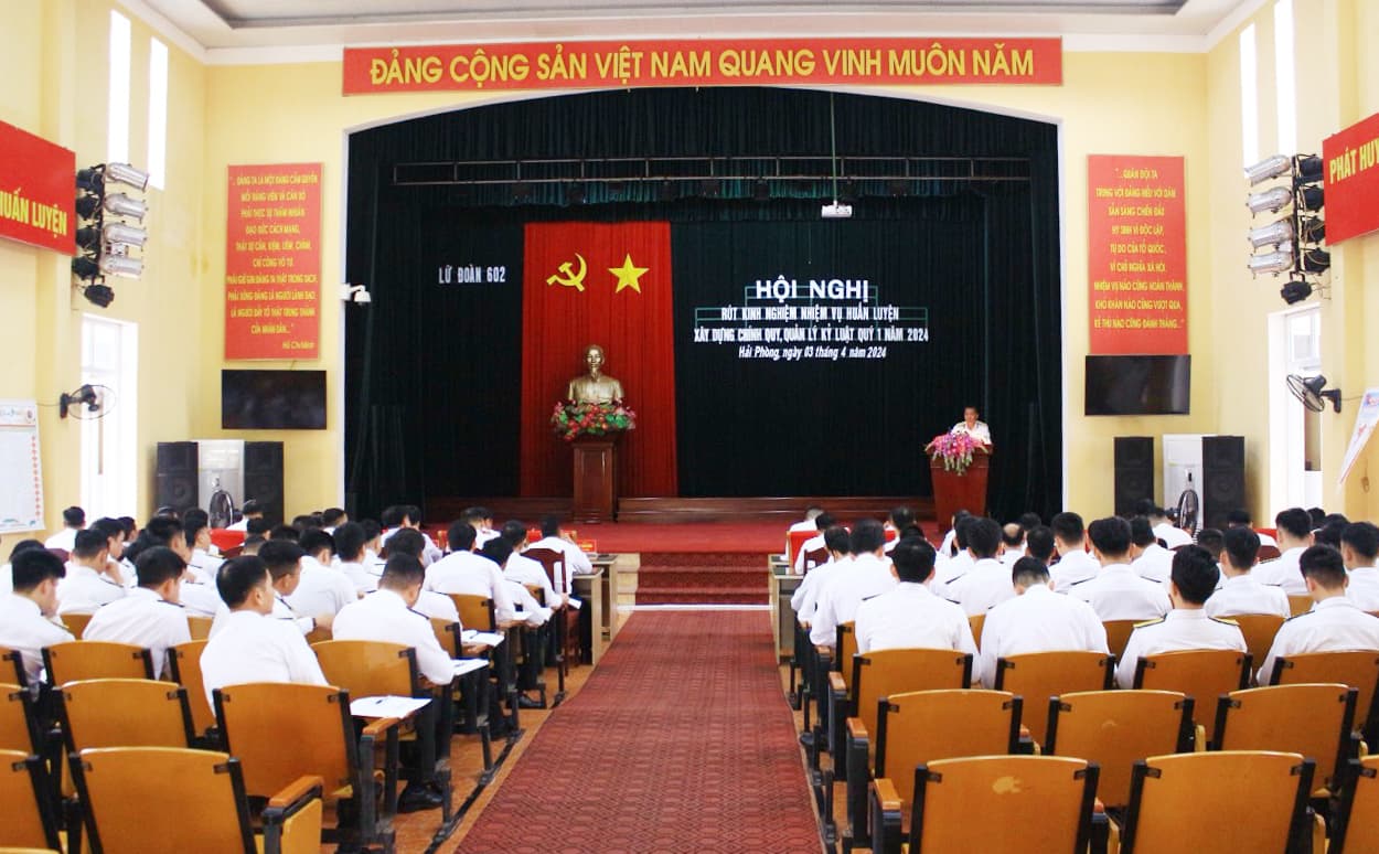 Lữ đoàn 602 rút kinh nghiệm nhiệm vụ huấn luyện, xây dựng chính quy, quản lý kỷ luật Quý I