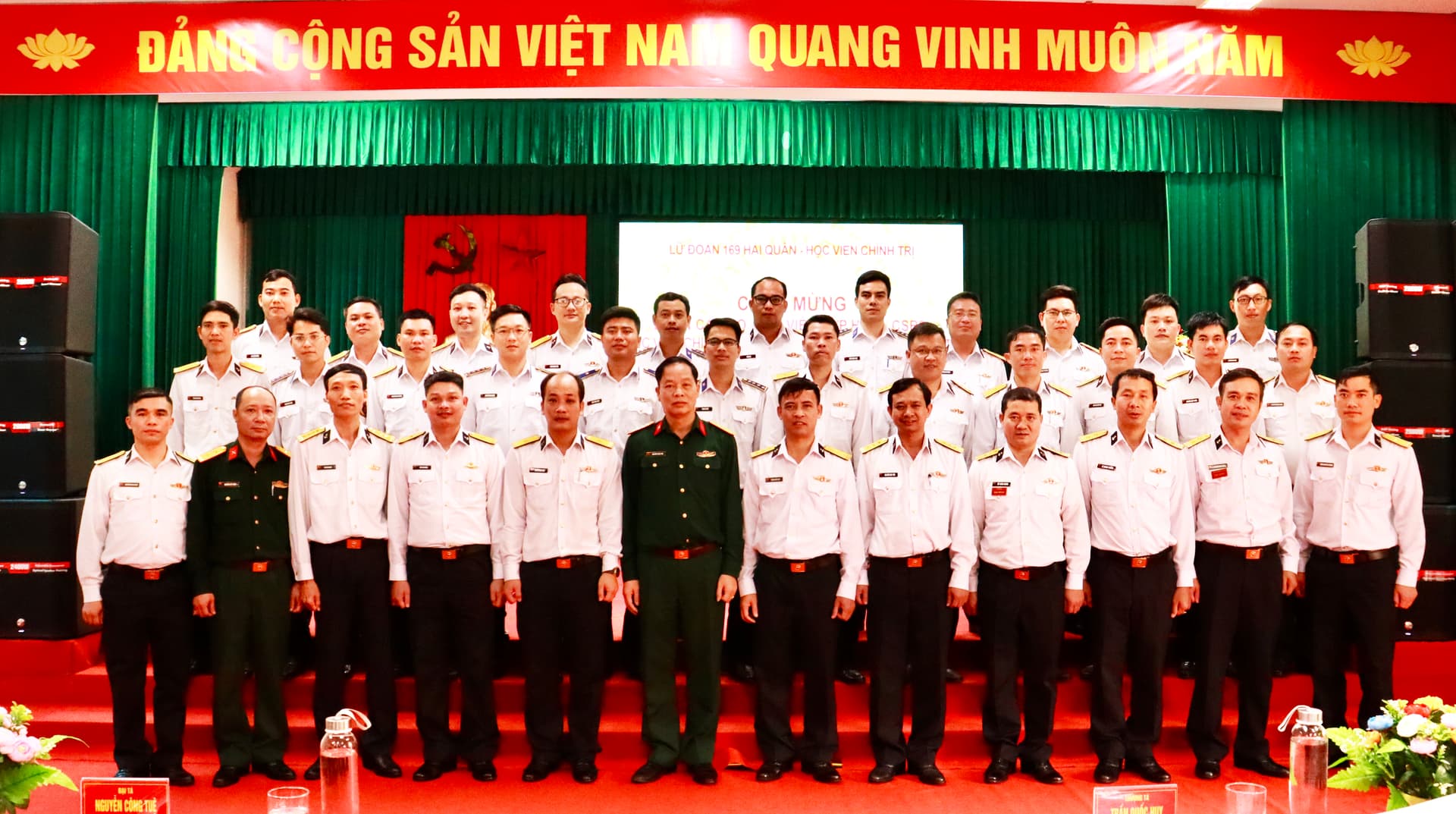 Đoàn cán bộ, học viên Học viện Chính trị đi thực tế tại Lữ đoàn 169