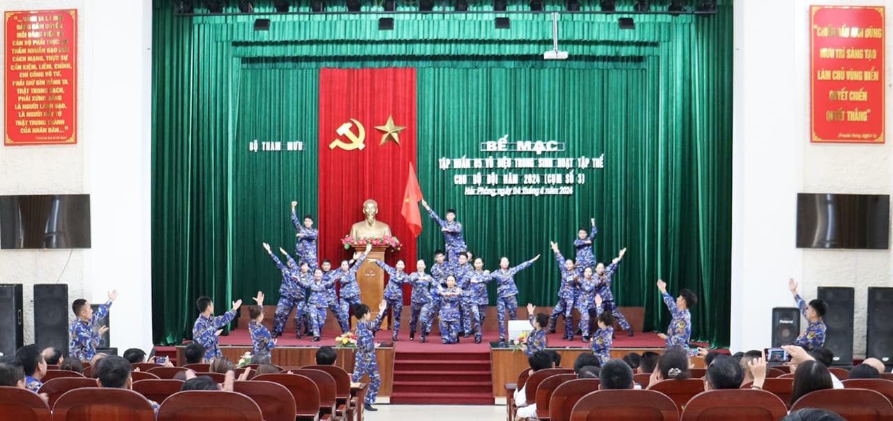 Bộ Tham mưu Hải quân: Bế mạc lớp tập huấn các vũ điệu trong sinh hoạt tập thể