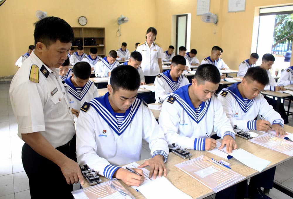 Lữ đoàn 602 khai giảng đào tạo báo vụ Khóa 44