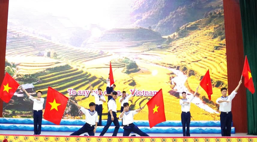 Trường Cao đẳng Kỹ thuật Hải quân sinh hoạt Câu lạc bộ tiếng Anh