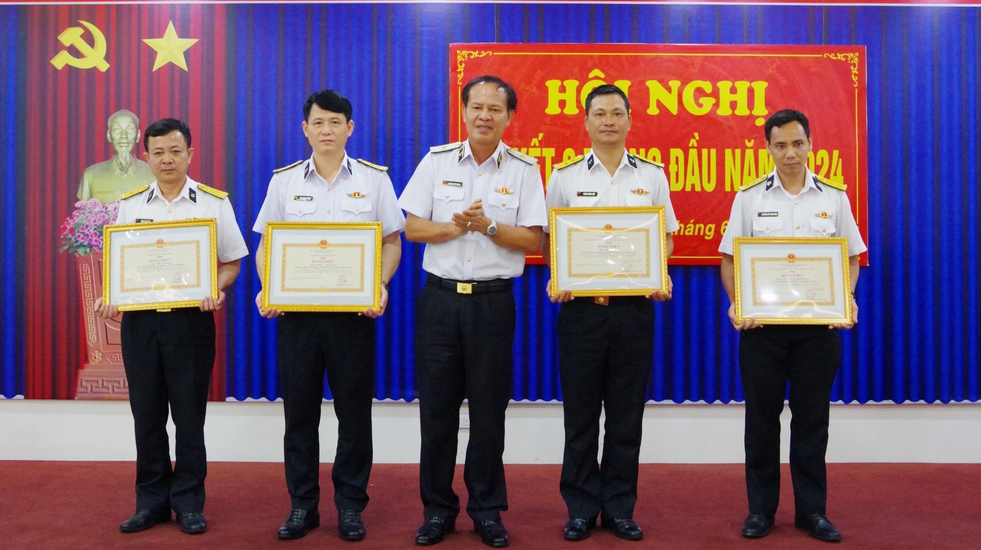 Phòng Hành chính sơ kết 6 tháng đầu năm 2024