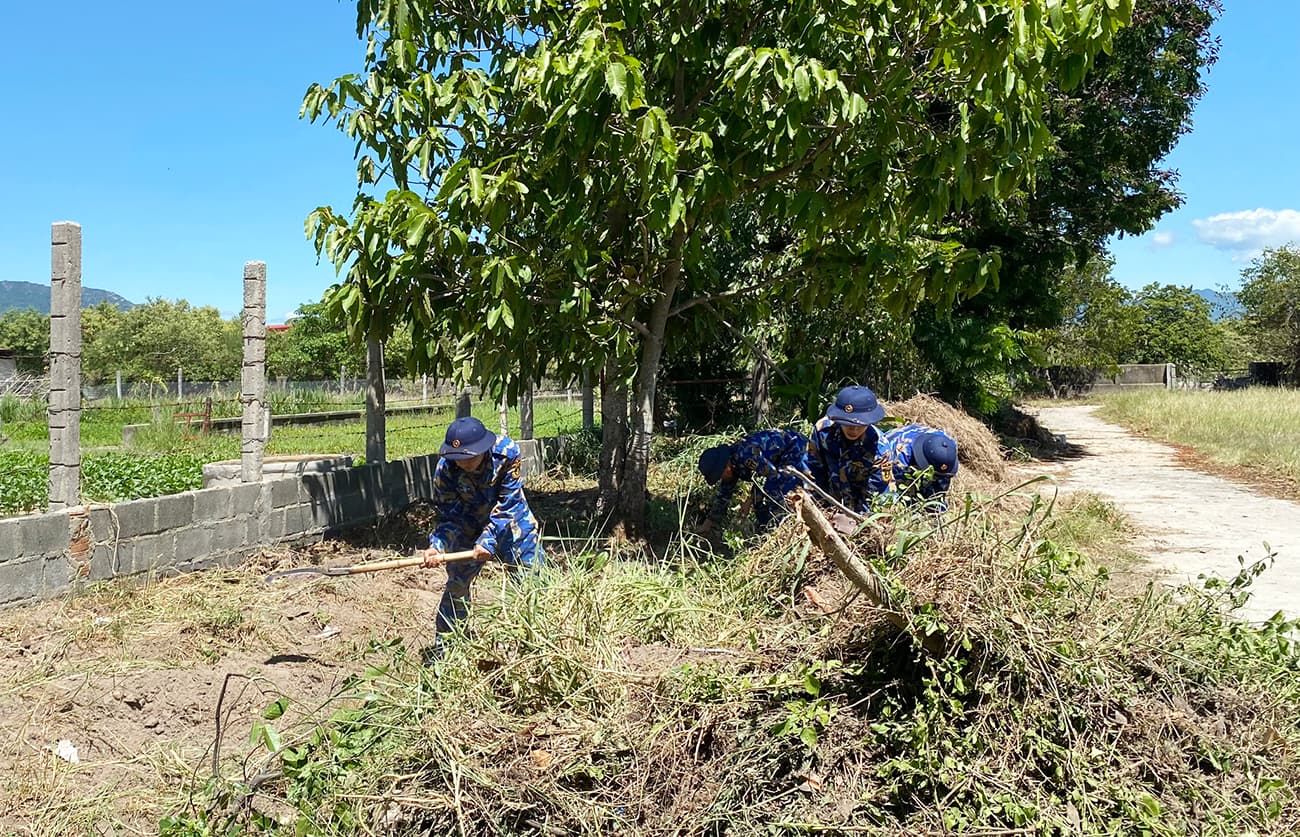 Tuổi trẻ Kho 858 thực hiện “Ngày Chủ nhật xanh”