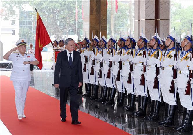 Chủ tịch nước Tô Lâm thăm và làm việc tại Quân chủng Hải quân