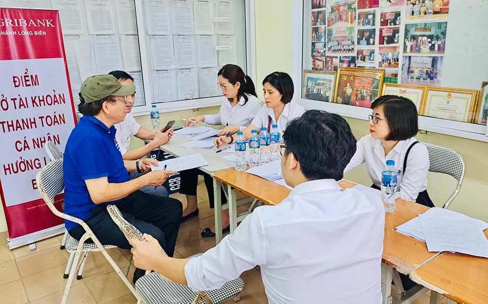 Chi trả lương hưu, trợ cấp bảo hiểm xã hội qua tài khoản trên cả nước từ ngày 1/9