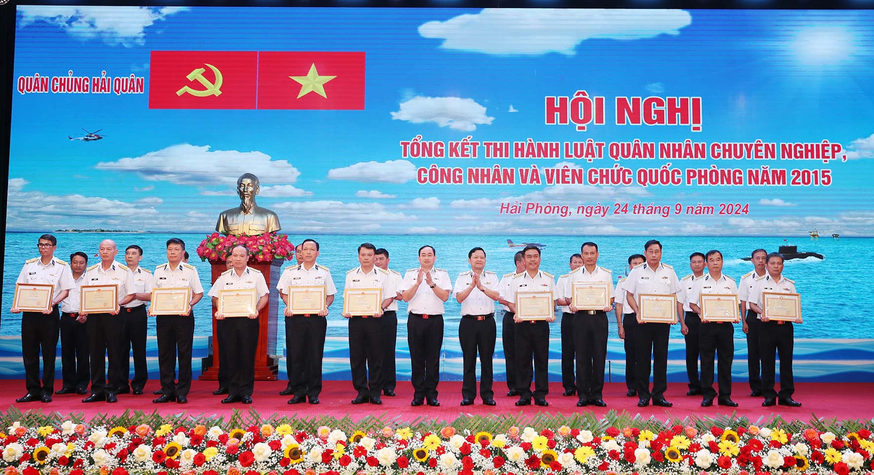 Tổng kết thi hành Luật Quân nhân chuyên nghiệp, công nhân và viên chức quốc phòng năm 2015
