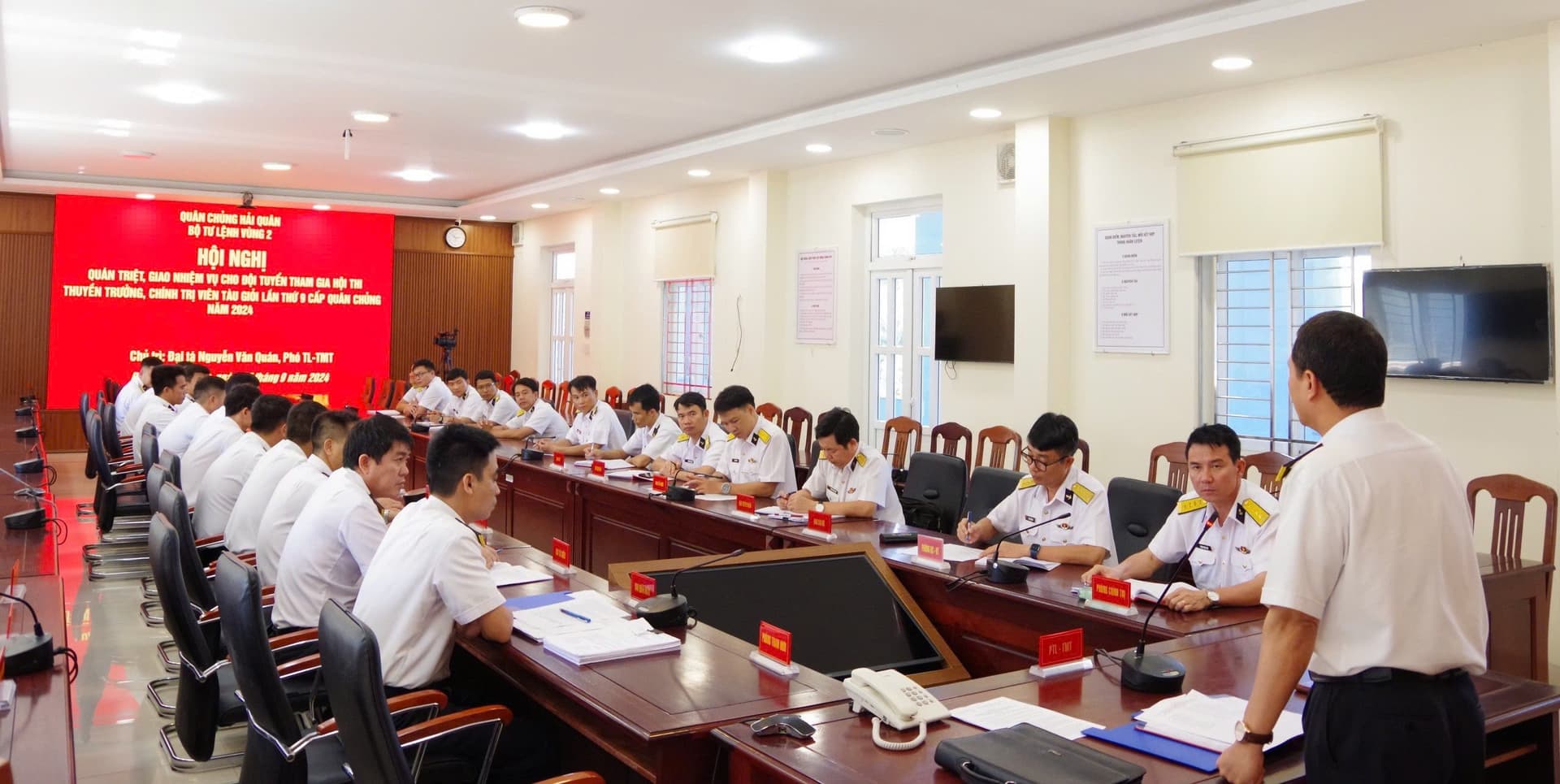 Vùng 2 giao nhiệm vụ cho cán bộ tham gia Hội thi thuyền trưởng, chính trị viên tàu giỏi cấp Quân chủng