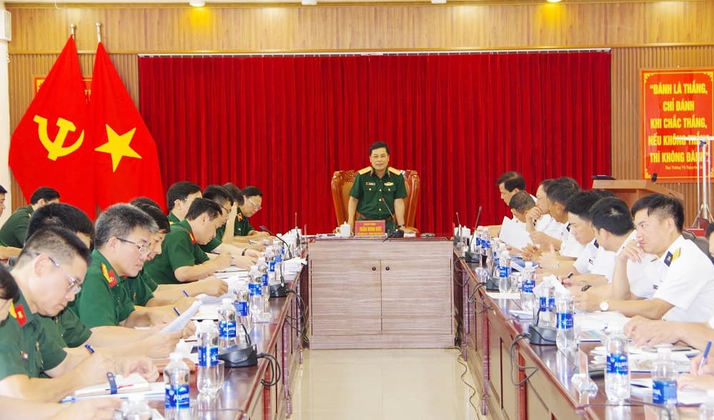 Đoàn công tác của Tổng cục Kỹ thuật kiểm tra tại  Vùng 2