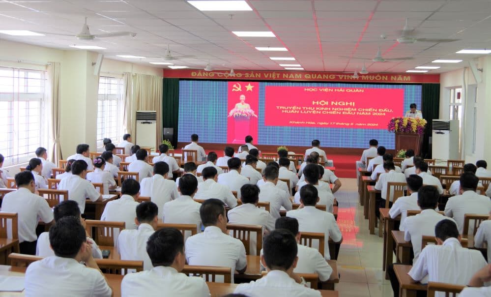 Học viện Hải quân trao đổi kinh nghiệm hoạt động CTĐ, CTCT