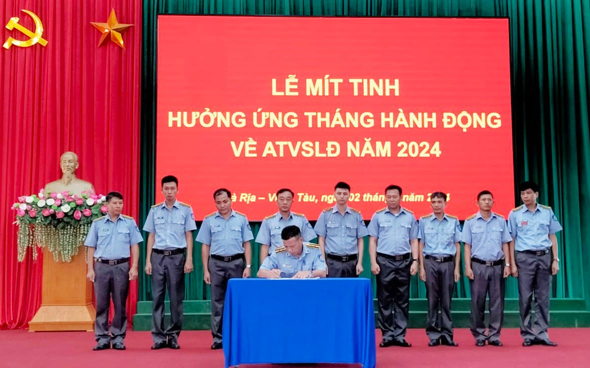 Chi đội Kiểm ngư số 2 hưởng ứng Tháng hành động an toàn - vệ sinh lao động năm 2024