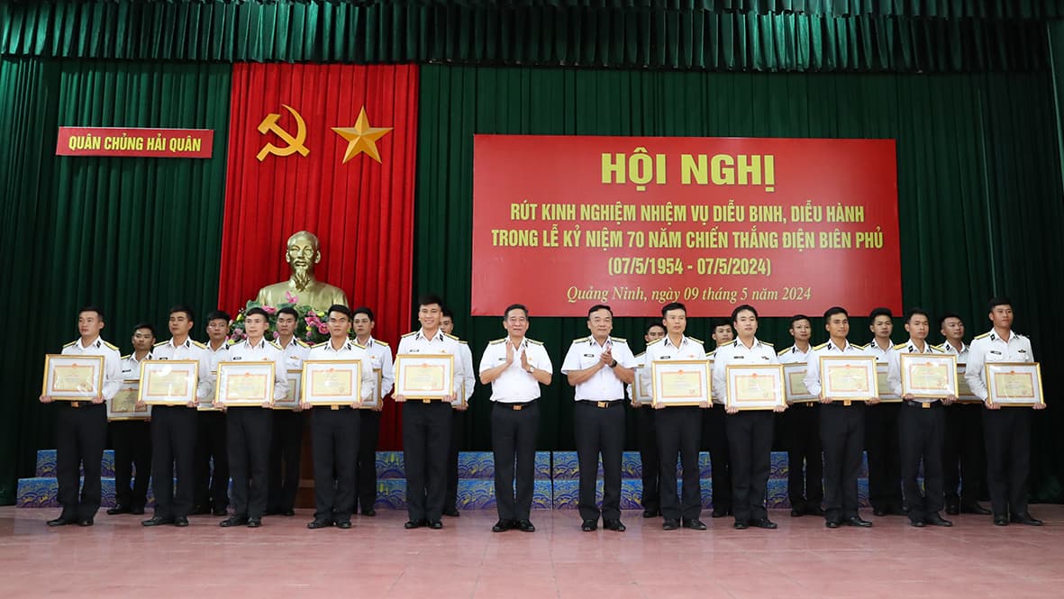 Quân chủng Hải quân hoàn thành tốt nhiệm vụ diễu binh, diễu hành Lễ kỷ niệm 70 Chiến thắng Điện Biên Phủ