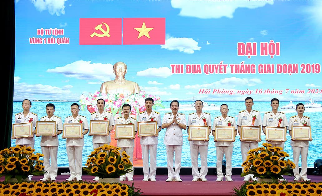 Vùng 1 Hải quân: Tập trung đột phá với nhiều hình thức thi đua thiết thực
