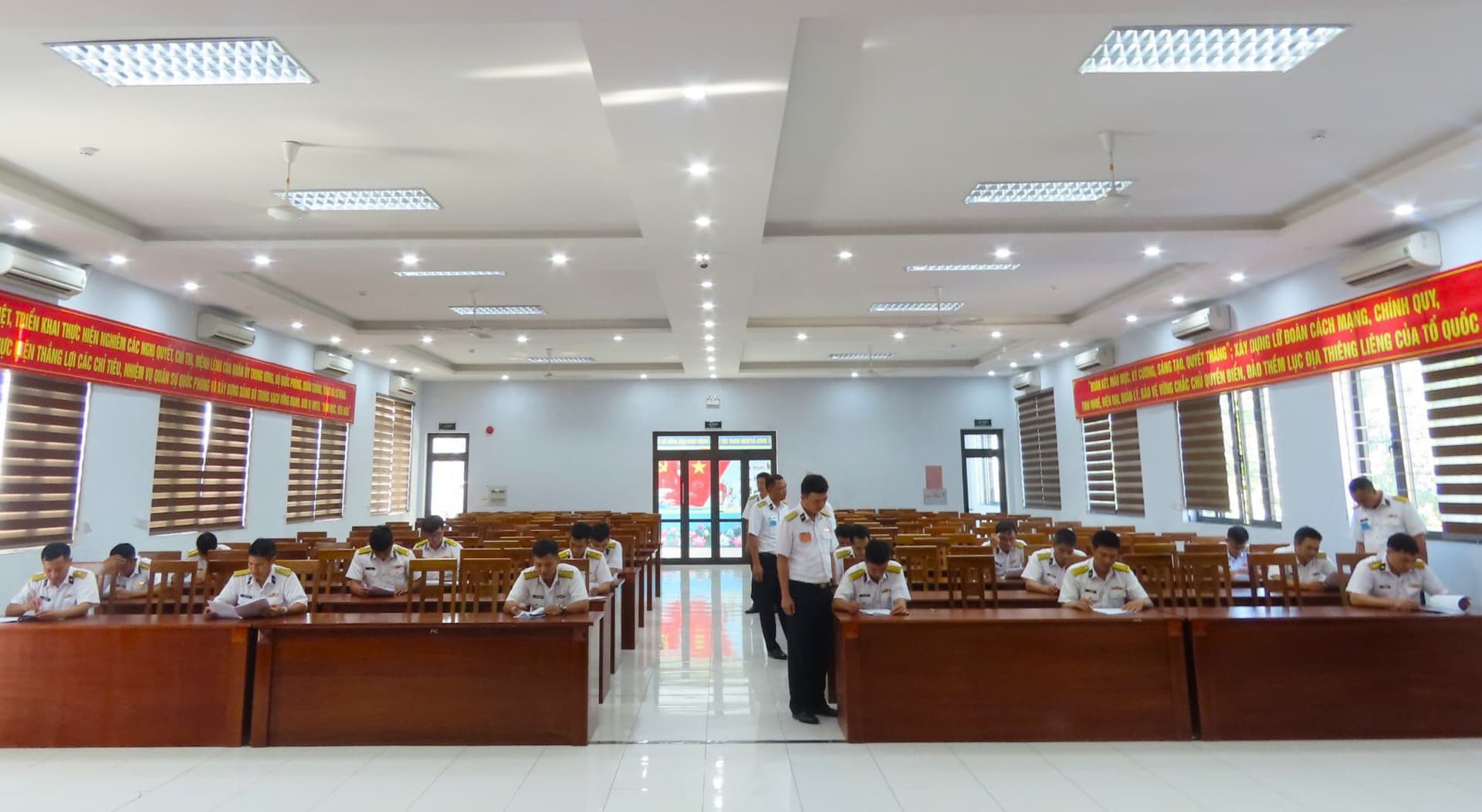 Lữ đoàn 161: Hội thi thuyền trưởng, chính trị viên tàu chiến đấu, tàu phục vụ giỏi năm 2024