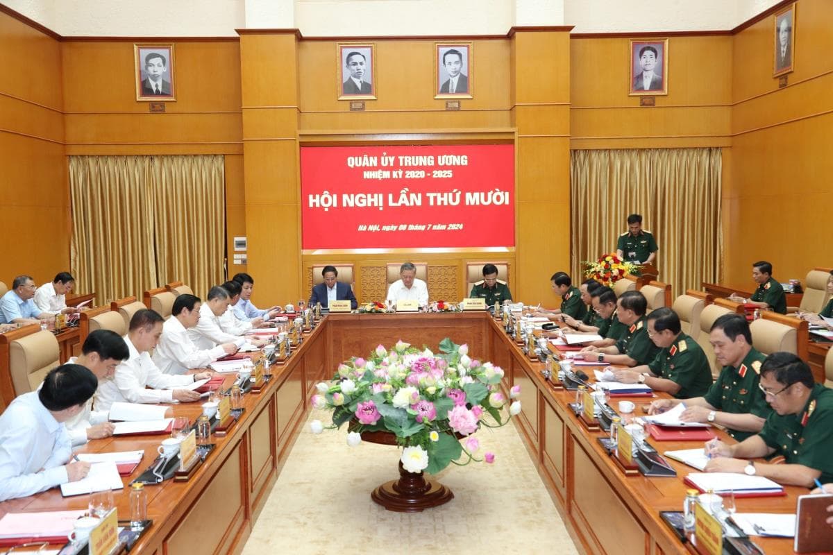 Quân ủy Trung ương tổ chức Hội nghị lần thứ mười